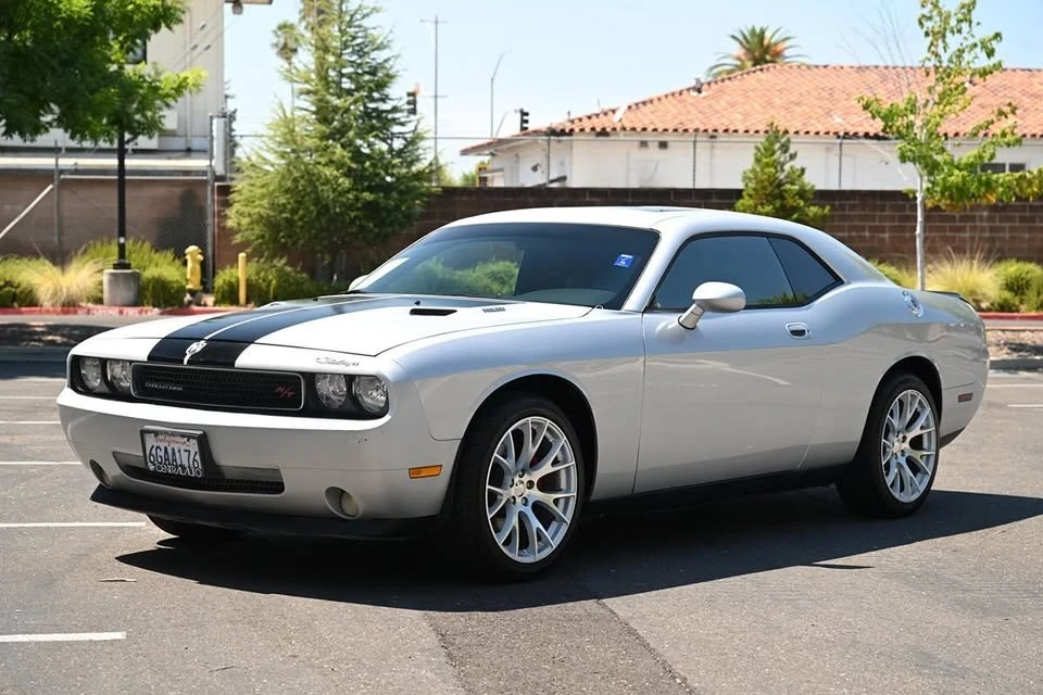 2009 Dodge Challenger 3rd Gen - Image 3 of 20