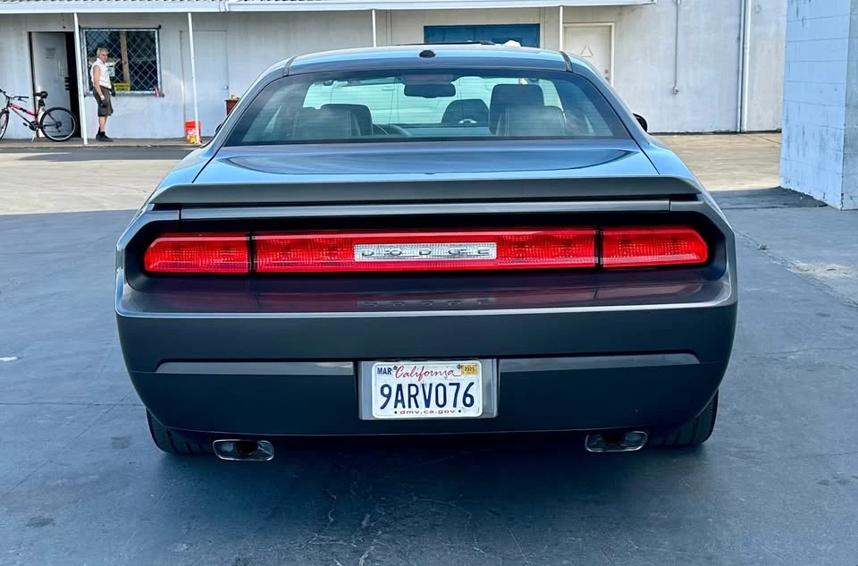 2009 Dodge Challenger 3rd Gen - Image 6 of 16