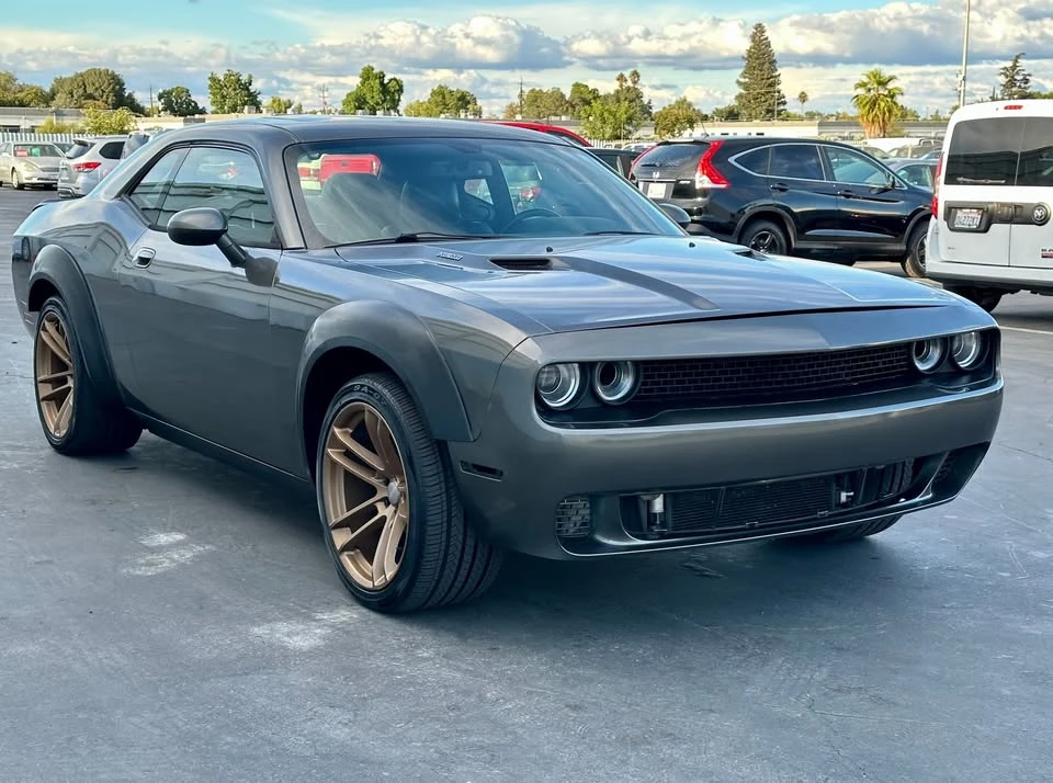 2009 Dodge Challenger 3rd Gen - Image 3 of 16