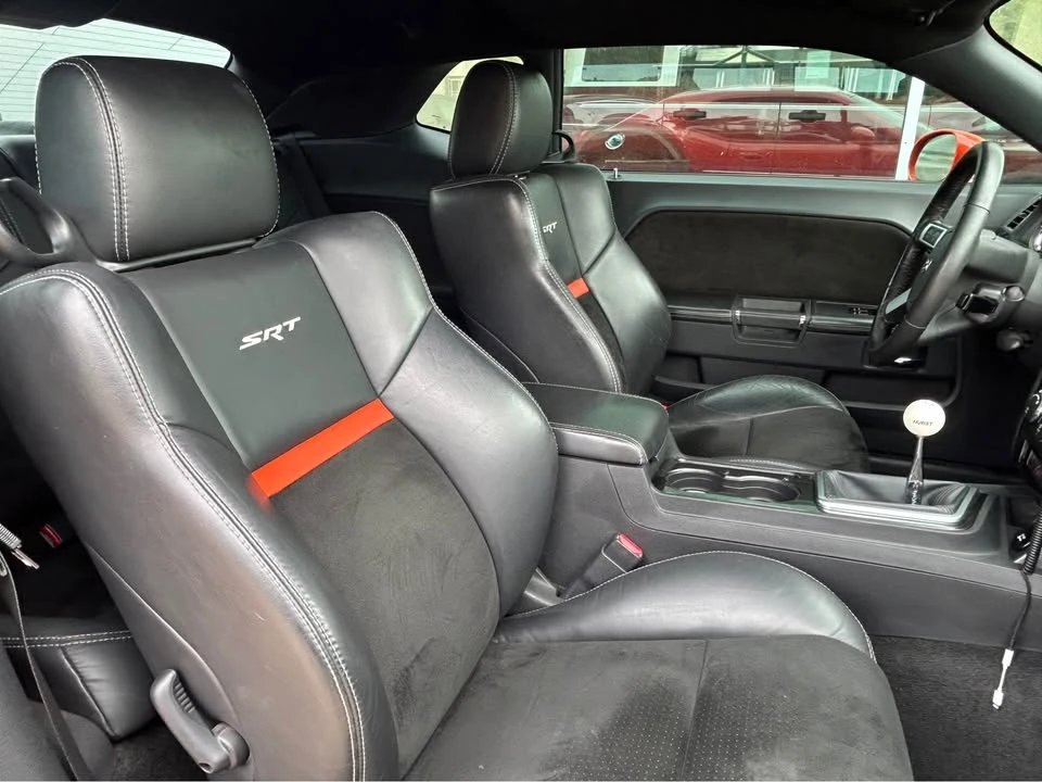 2009 Dodge Challenger 3rd Gen - Image 6 of 15