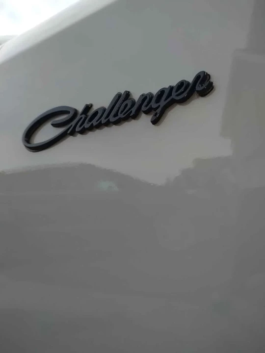 2009 Dodge Challenger 3rd Gen - Image 13 of 17