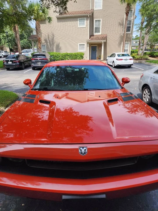 2009 Dodge Challenger 3rd Gen - Image 3 of 17