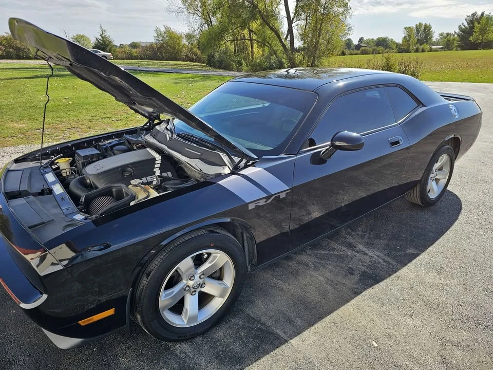 2009 Dodge Challenger 3rd Gen - Image 9 of 13