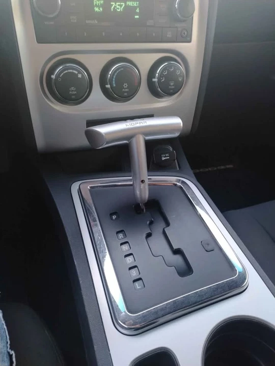 2009 Dodge Challenger 3rd Gen - Image 7 of 12
