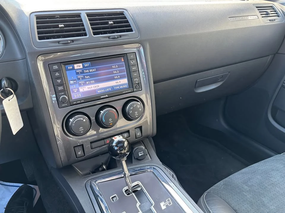 2009 Dodge Challenger 3rd Gen - Image 15 of 20