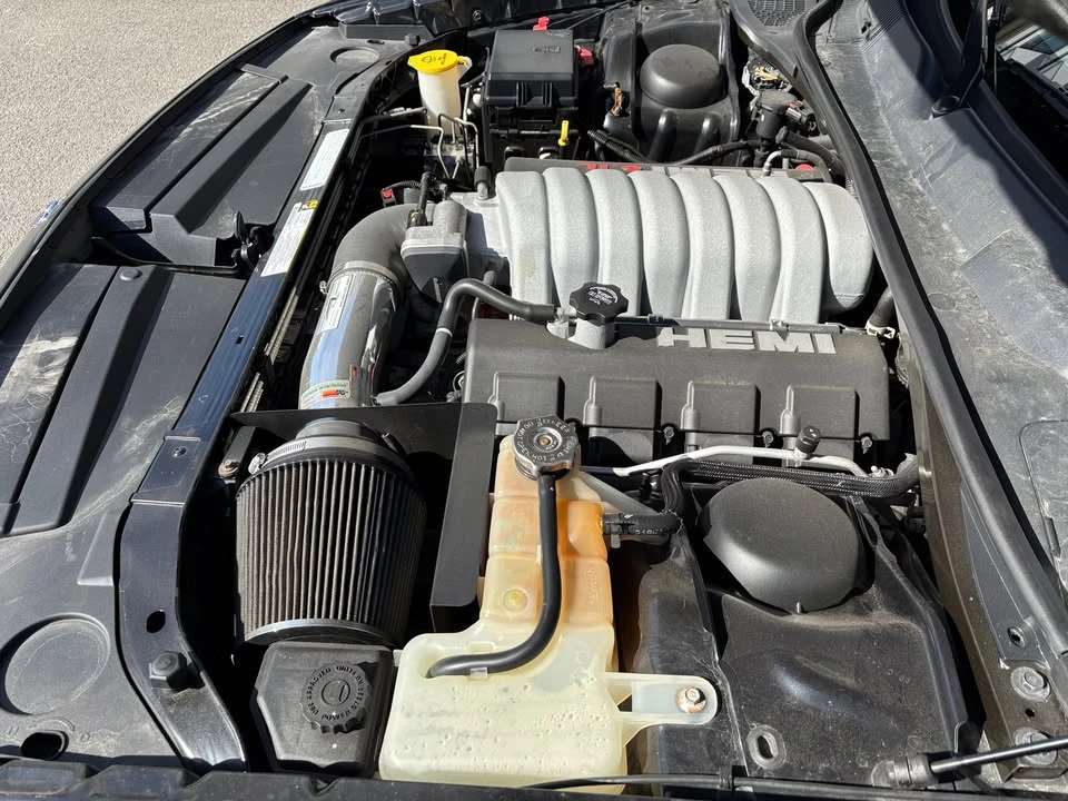 2009 Dodge Challenger 3rd Gen - Image 17 of 20
