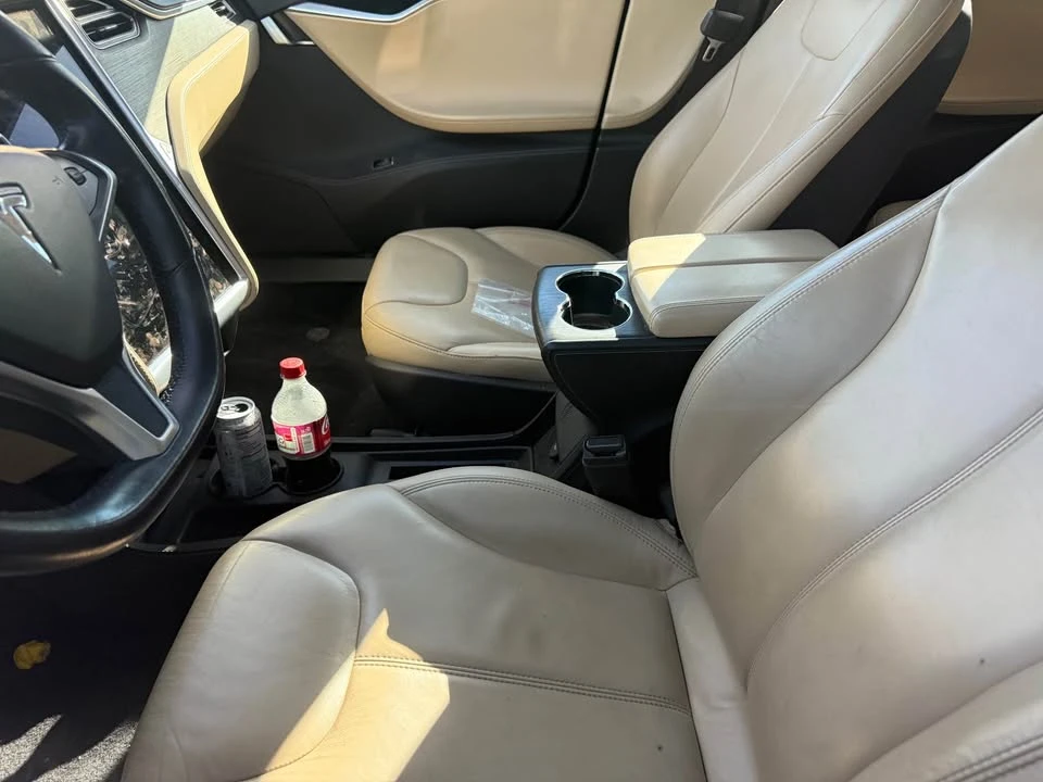 2009 Dodge Challenger 3rd Gen - Image 11 of 14