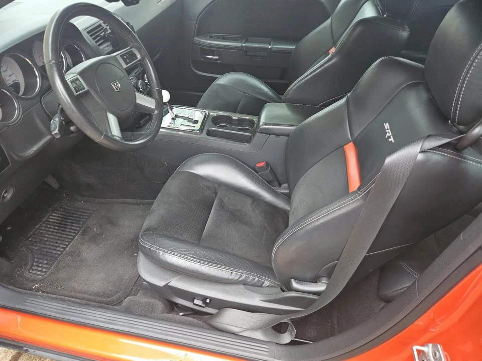 2009 Dodge Challenger 3rd Gen - Image 5 of 8