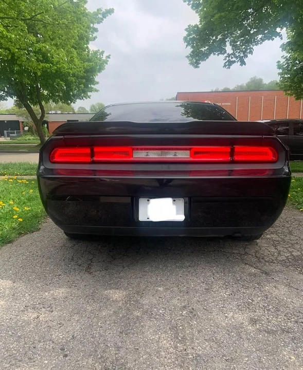 2009 Dodge Challenger 3rd Gen - Image 2 of 2
