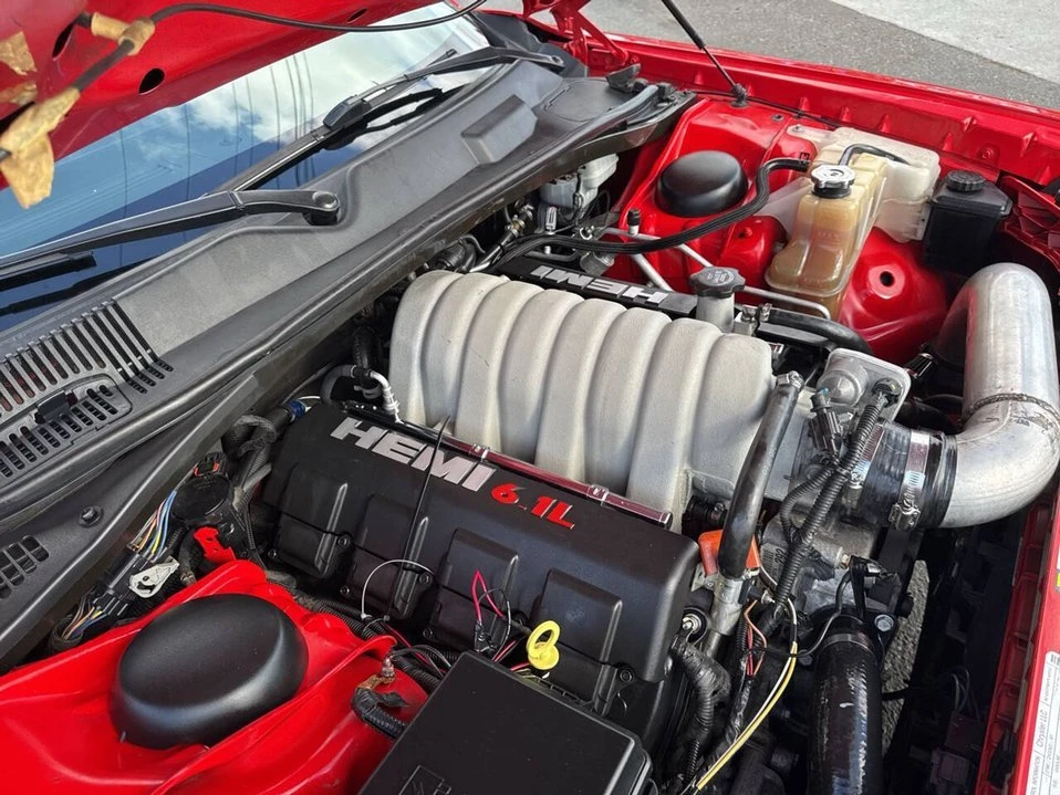 2009 Dodge Challenger 3rd Gen - Image 12 of 20