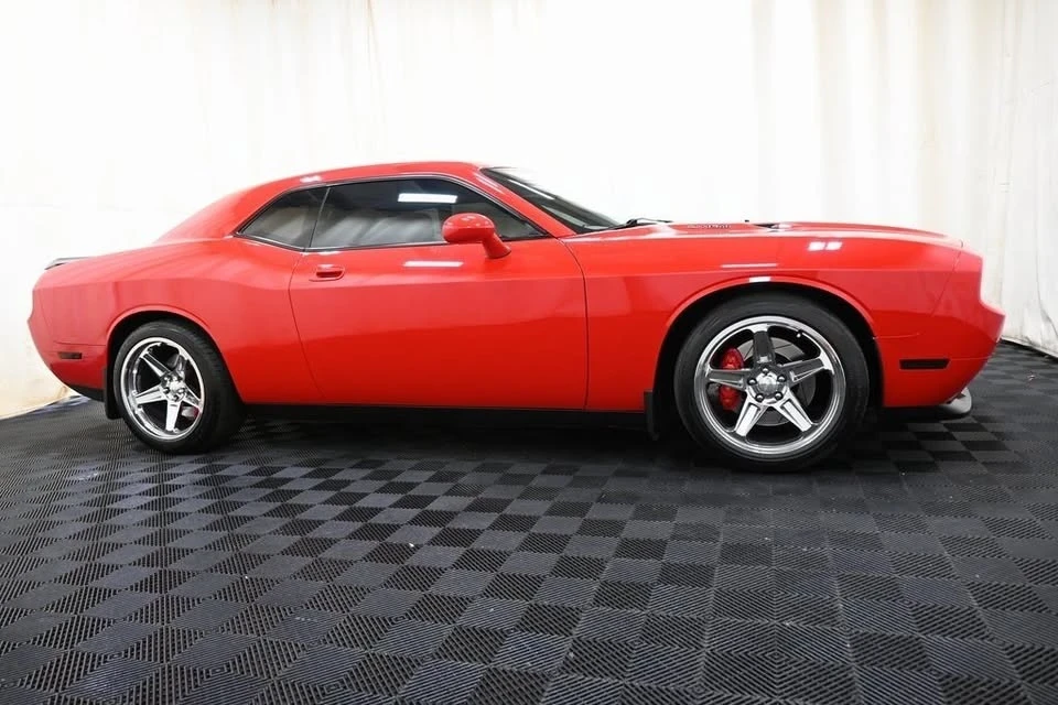 2009 Dodge Challenger 3rd Gen - Image 7 of 19