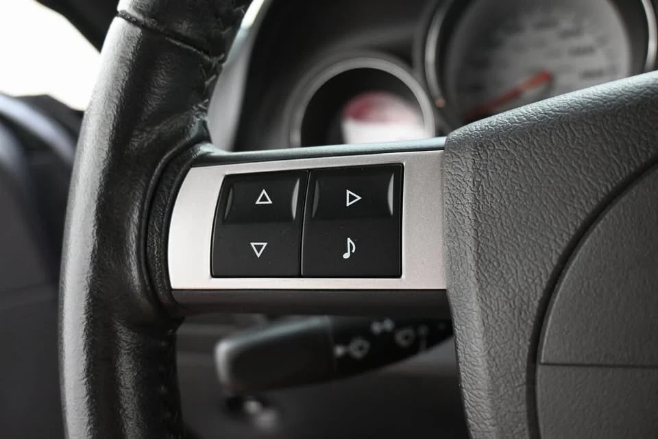 2009 Dodge Challenger 3rd Gen - Image 13 of 19