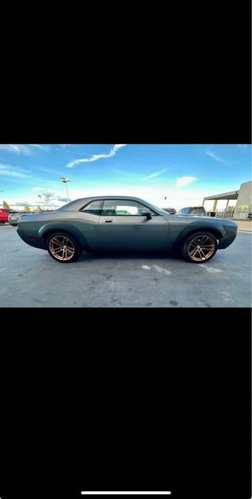 2009 Dodge Challenger 3rd Gen - Image 4 of 14