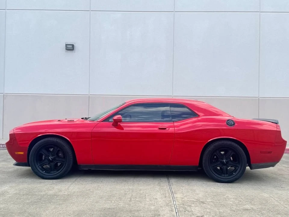 2009 Dodge Challenger 3rd Gen - Image 2 of 20