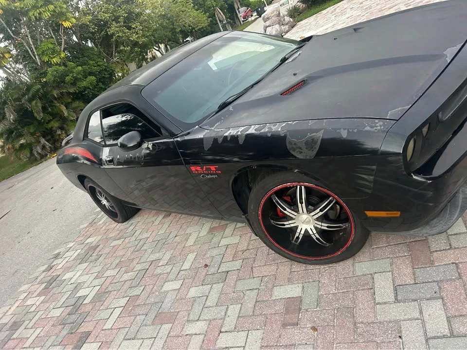 2009 Dodge Challenger 3rd Gen - Image 4 of 7