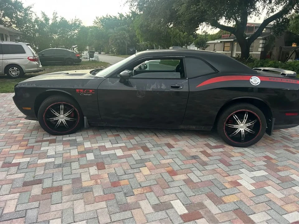 2009 Dodge Challenger 3rd Gen - Image 7 of 7