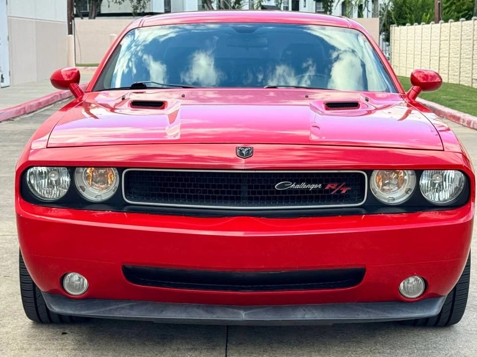 2009 Dodge Challenger 3rd Gen - Image 8 of 20