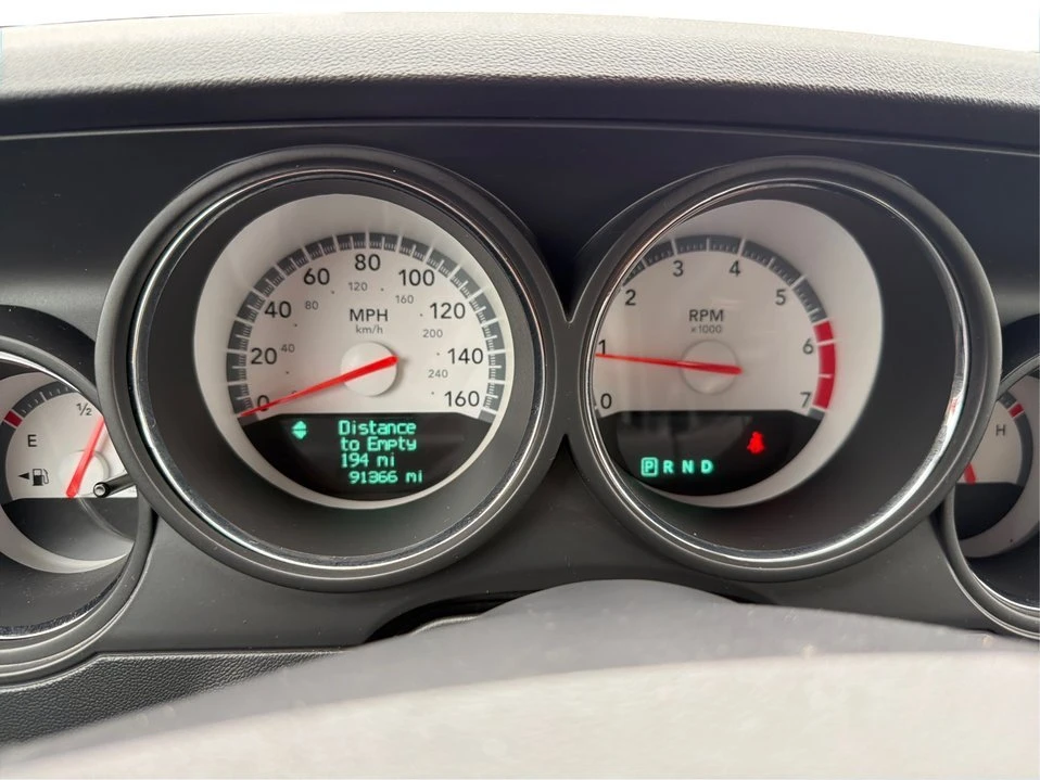 2009 Dodge Challenger 3rd Gen - Image 16 of 20