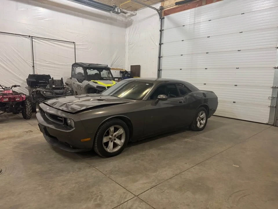 2009 Dodge Challenger 3rd Gen - Image 13 of 14