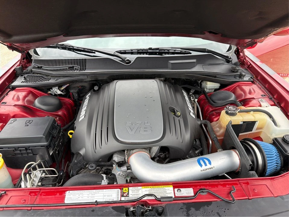 2009 Dodge Challenger 3rd Gen - Image 11 of 20