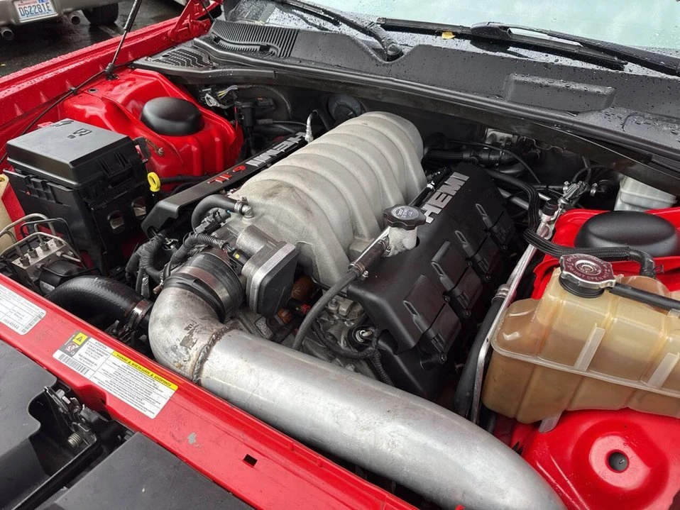 2009 Dodge Challenger 3rd Gen - Image 14 of 19