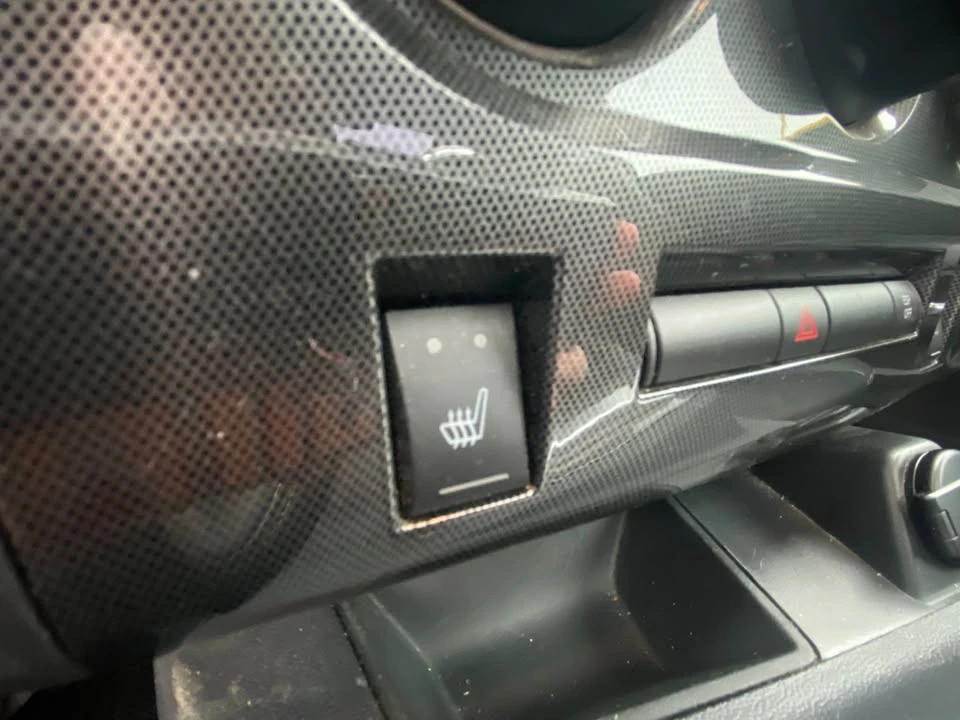 2009 Dodge Challenger 3rd Gen - Image 12 of 19