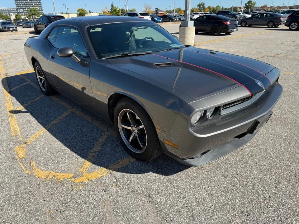 2009 Dodge Challenger 3rd Gen - Image 4 of 12