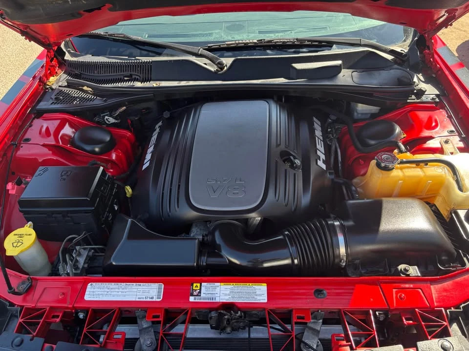 2009 Dodge Challenger 3rd Gen - Image 11 of 12