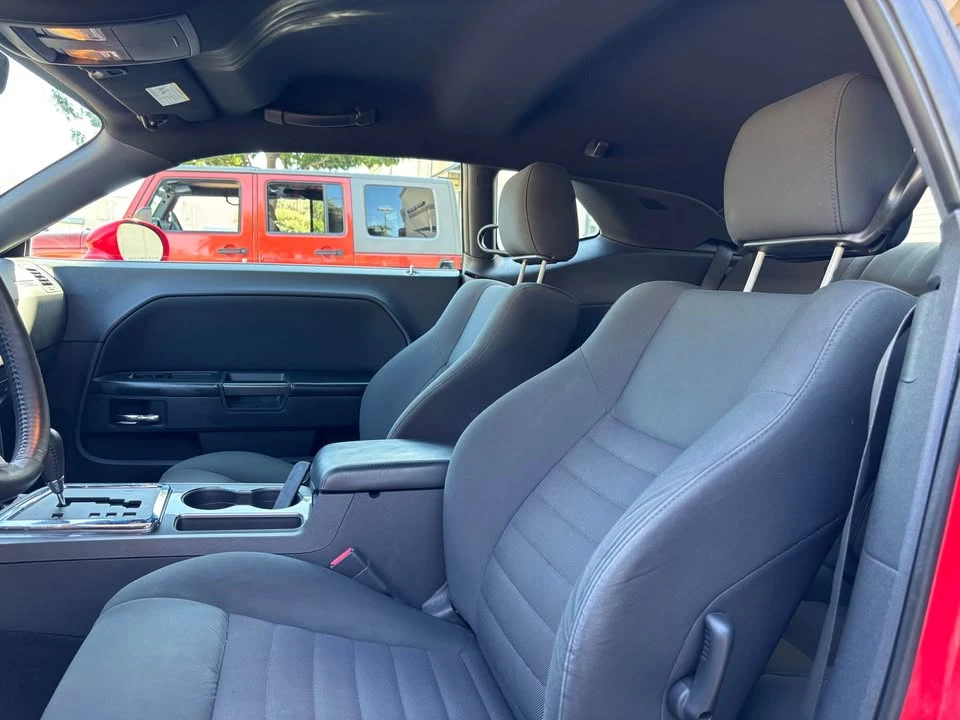 2009 Dodge Challenger 3rd Gen - Image 4 of 12