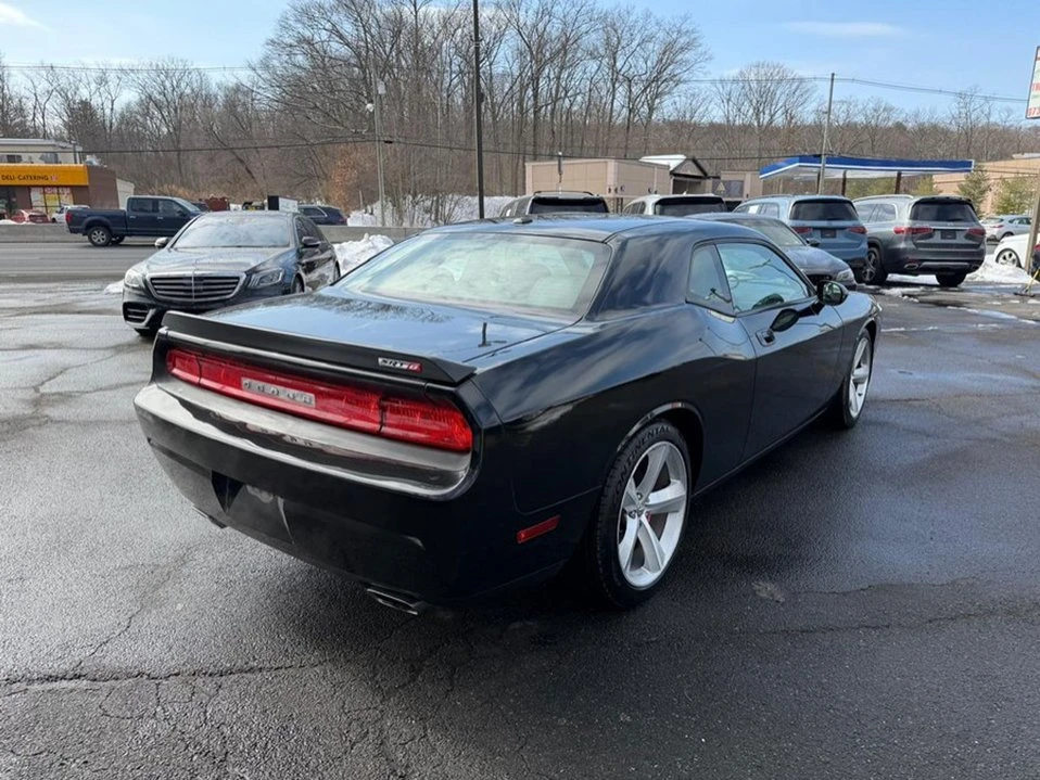 2009 Dodge Challenger 3rd Gen - Image 8 of 20