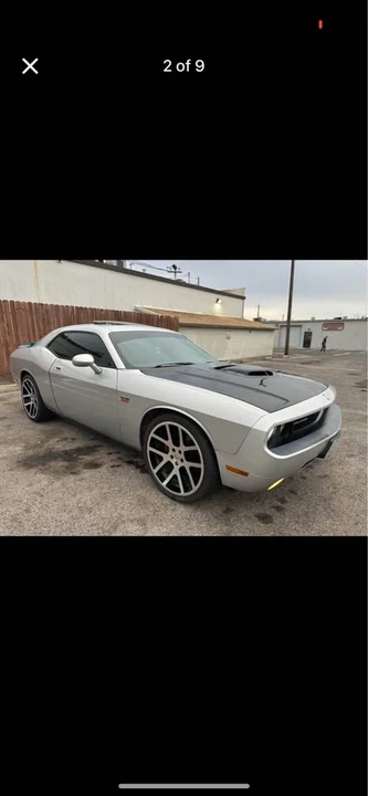 2009 Dodge Challenger 3rd Gen - Image 10 of 11