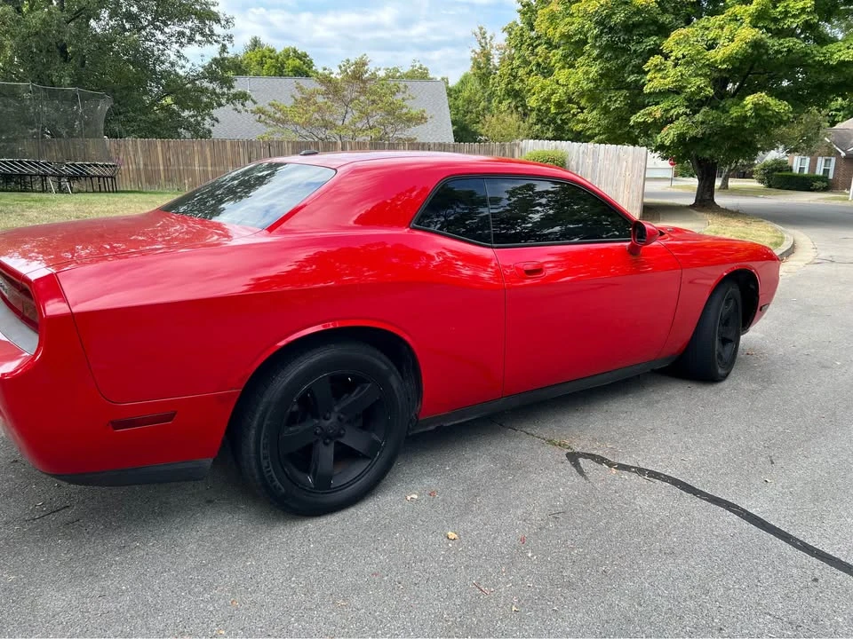 2009 Dodge Challenger 3rd Gen - Image 4 of 7