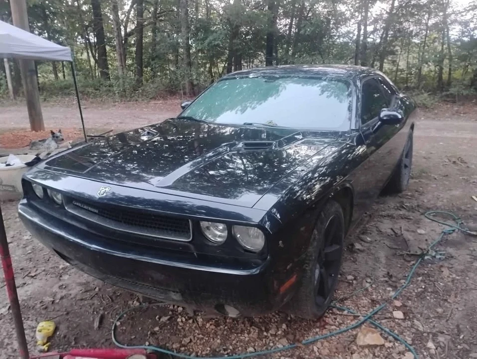 2009 Dodge Challenger 3rd Gen - Image 3 of 7