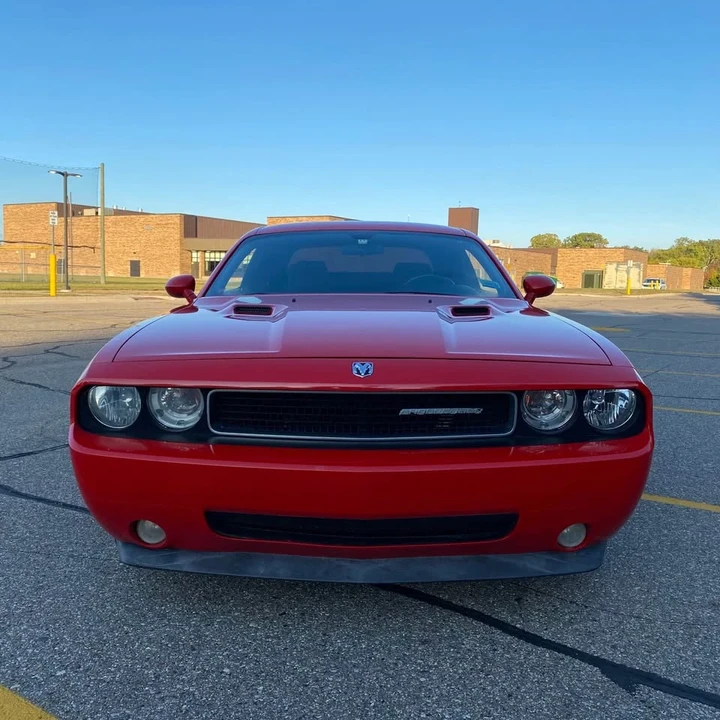 2009 Dodge Challenger 3rd Gen - Image 3 of 13
