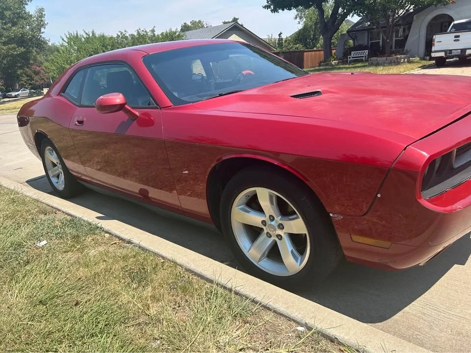 2009 Dodge Challenger 3rd Gen - Image 9 of 14