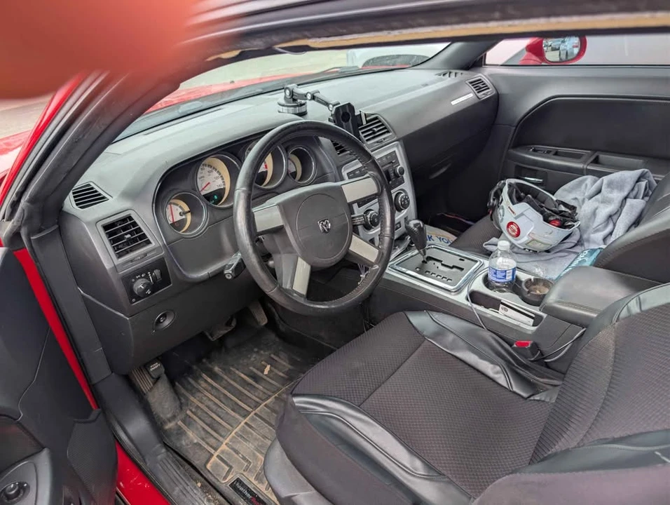 2009 Dodge Challenger 3rd Gen - Image 4 of 5