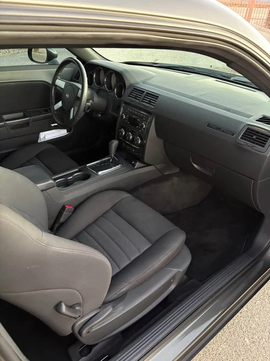 2009 Dodge Challenger 3rd Gen - Image 7 of 15