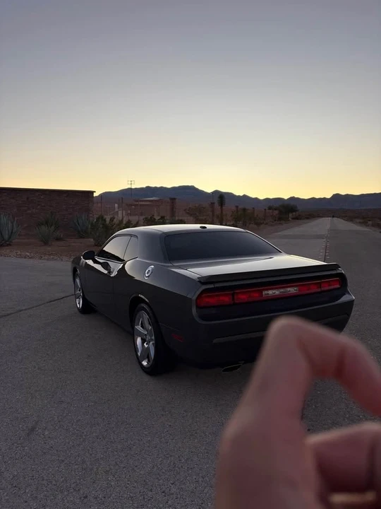 2009 Dodge Challenger 3rd Gen - Image 15 of 15