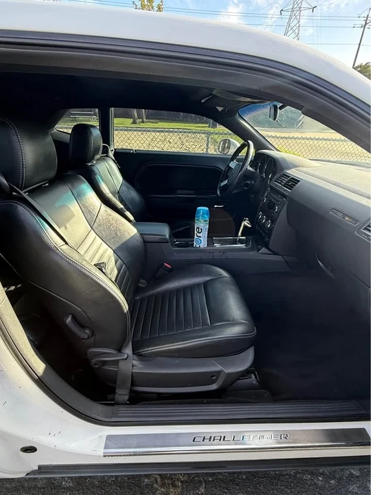 2009 Dodge Challenger 3rd Gen - Image 13 of 13