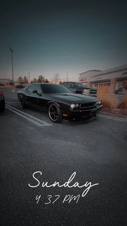 2009 Dodge Challenger 3rd Gen - Image 2 of 10