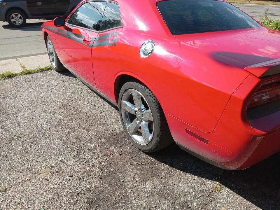 2009 Dodge Challenger 3rd Gen - Image 8 of 13
