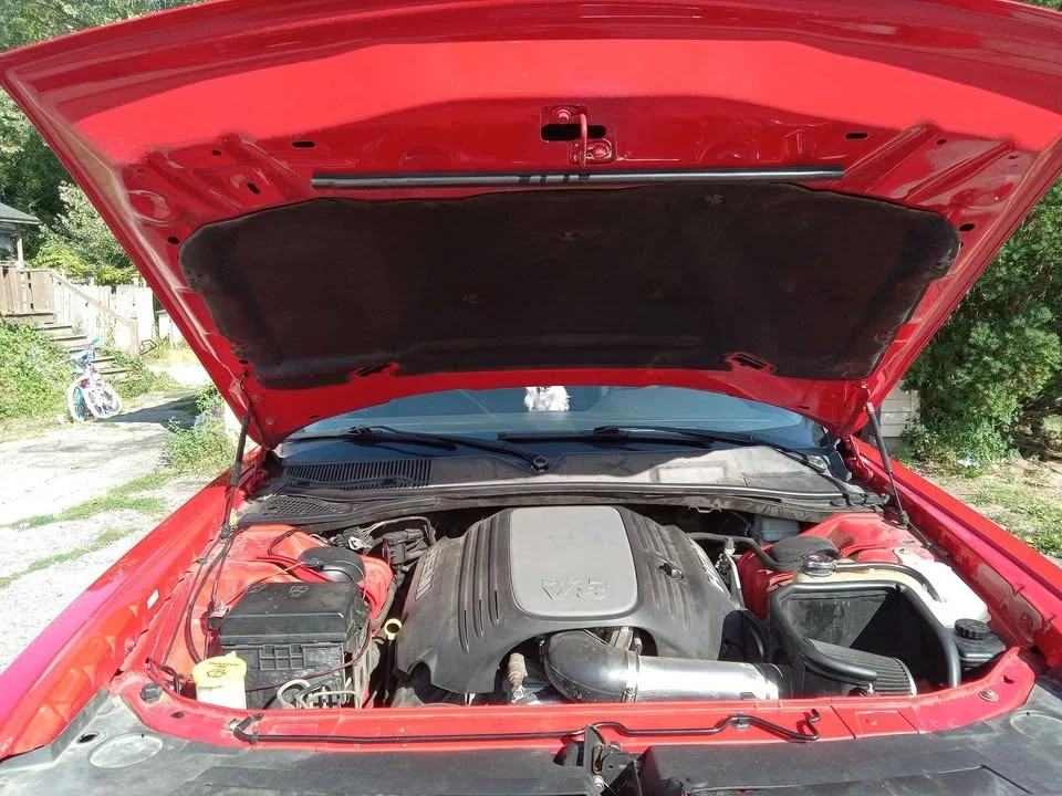 2009 Dodge Challenger 3rd Gen - Image 11 of 13