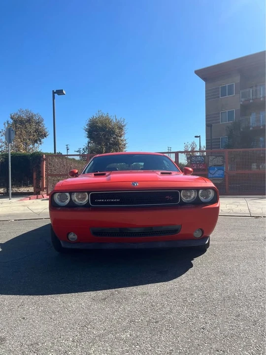 2009 Dodge Challenger 3rd Gen - Image 3 of 6