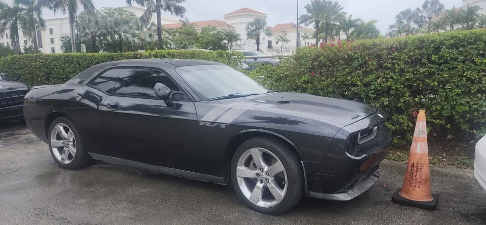 2009 Dodge Challenger 3rd Gen - Image 3 of 4
