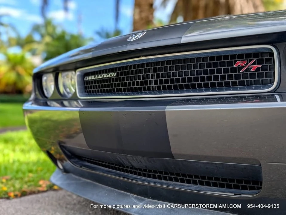 2009 Dodge Challenger 3rd Gen - Image 7 of 16