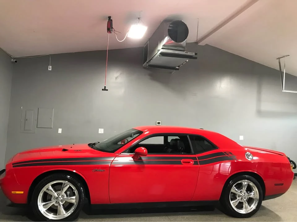 2009 Dodge Challenger 3rd Gen - Image 4 of 17