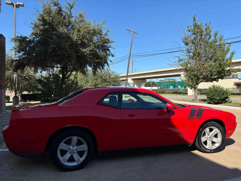 2009 Dodge Challenger 3rd Gen - Image 3 of 12