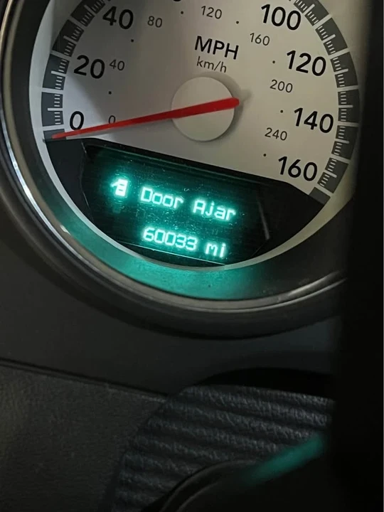 2009 Dodge Challenger 3rd Gen - Image 10 of 12
