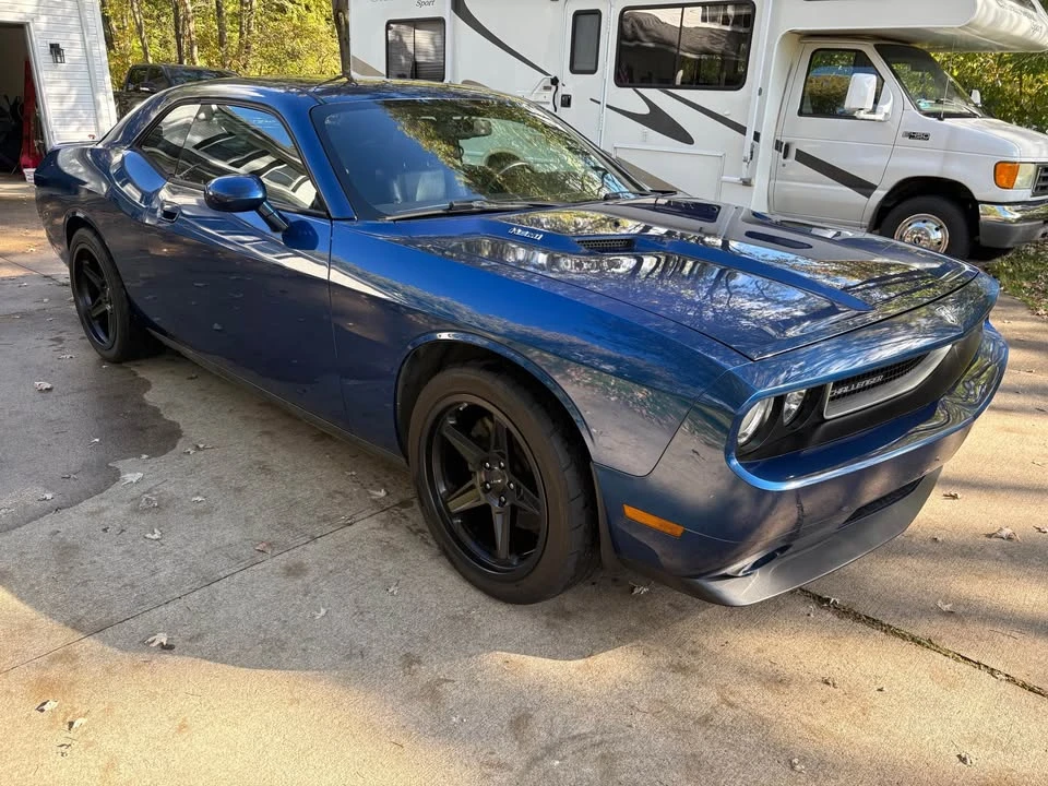 2009 Dodge Challenger 3rd Gen - Image 3 of 16