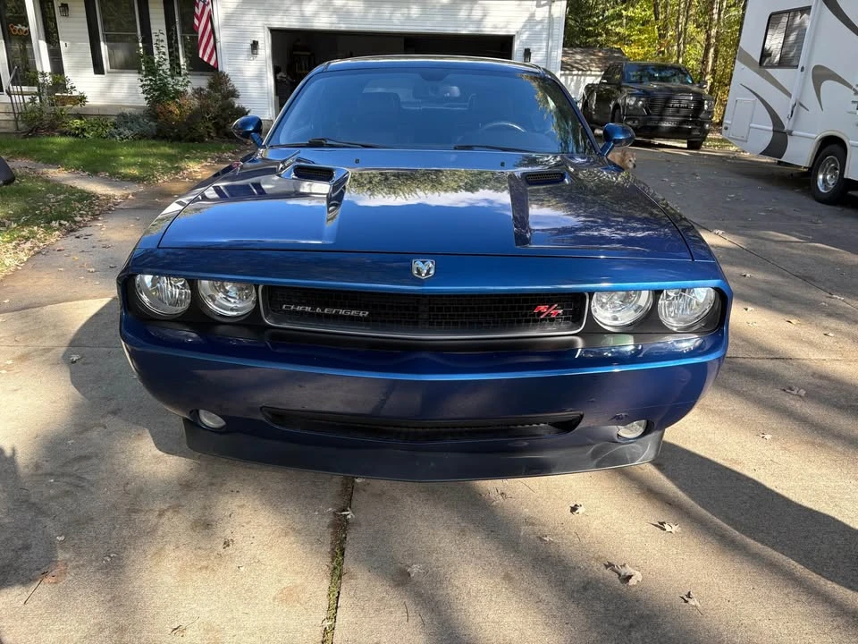2009 Dodge Challenger 3rd Gen - Image 2 of 16